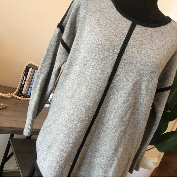 J. Crew 100% Wool Soft Grey Crew Neck Sweater with Black Trim XSmall - Picture 3 of 8